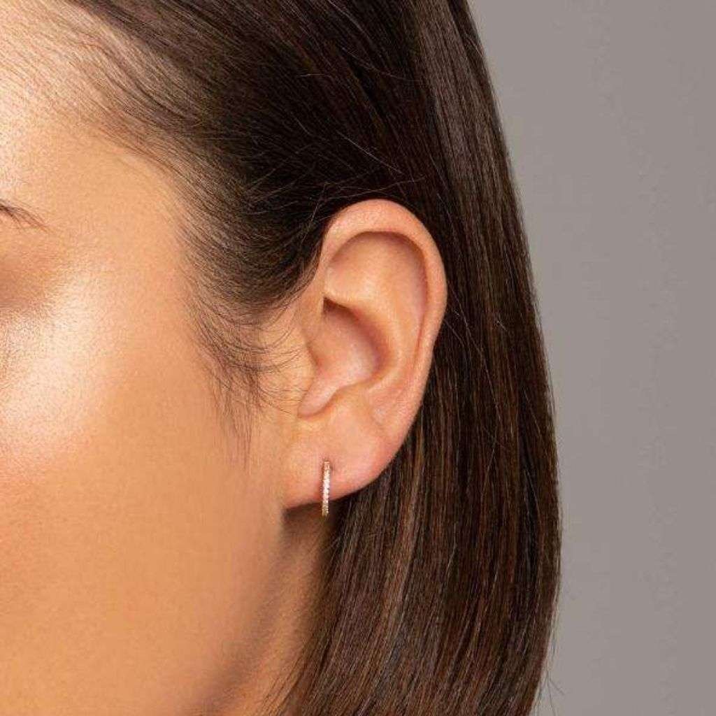 Brinco Rommanel Folheado A Ouro Argola Delicada Com Zirconias 526511 - Imagem 2
