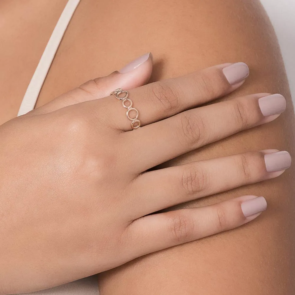 ANEL COM CÍRCULOS VAZADOS BANHADO A OURO 18K 513546 - Imagem 2